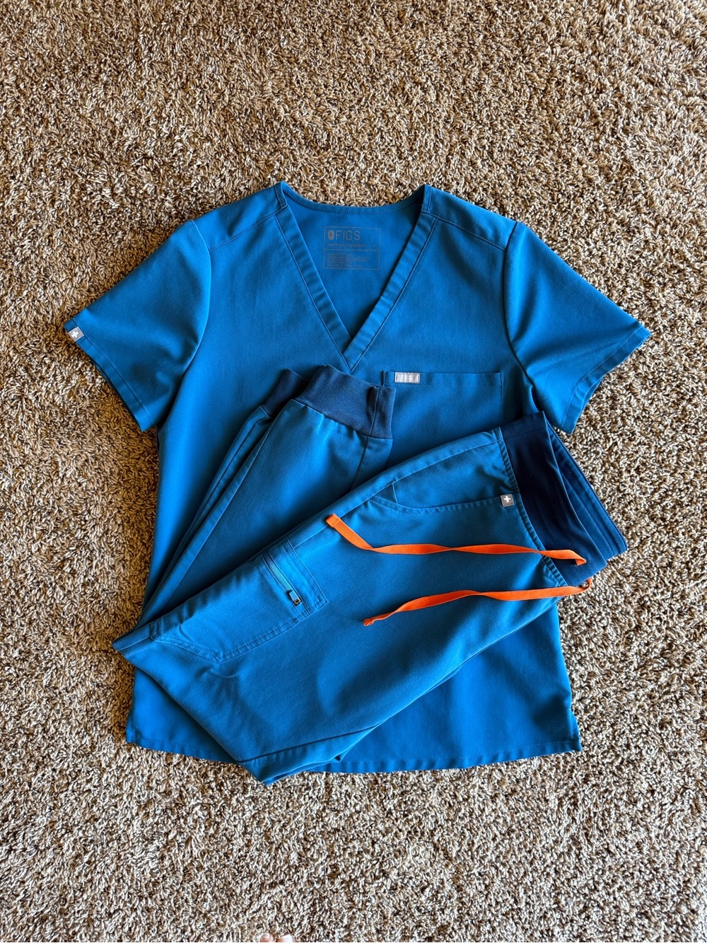 Figs Women's ALPS BLUE Scrub Set
